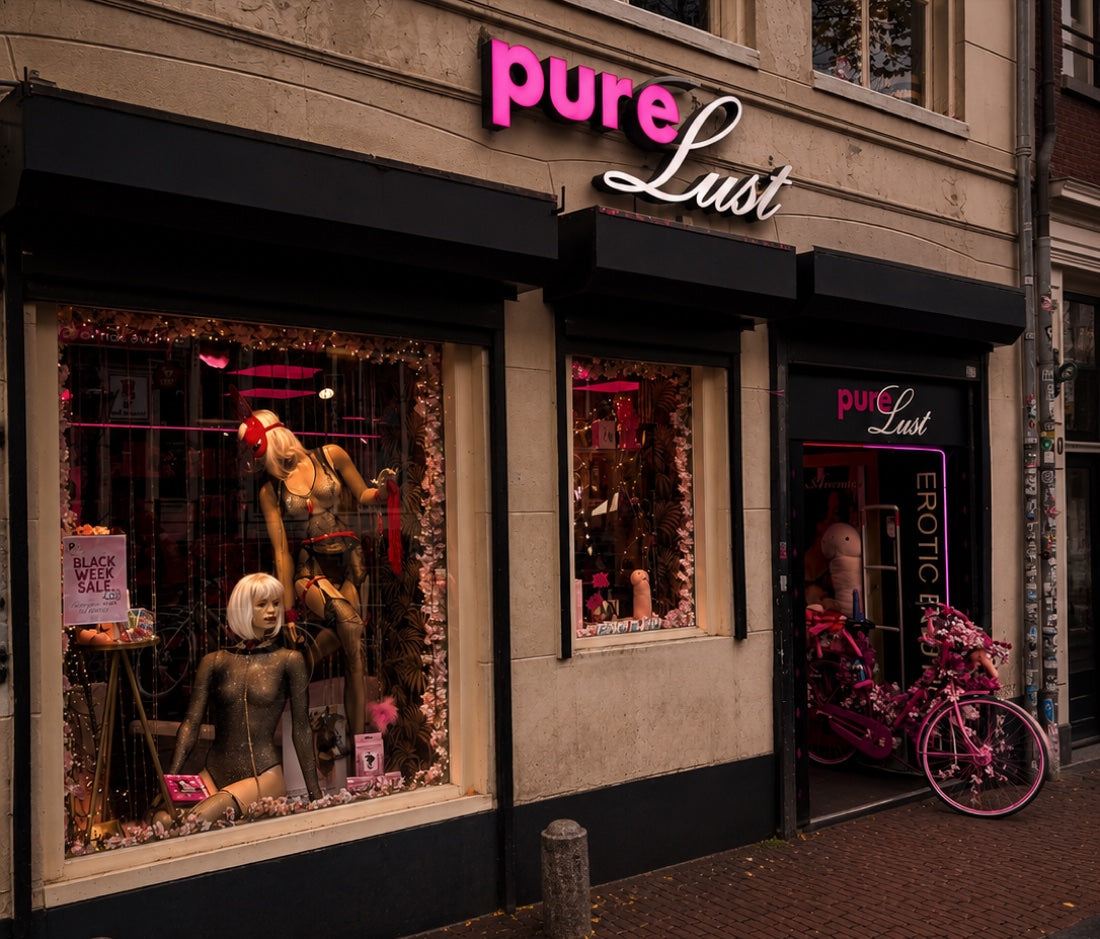 Amsterdam — Achterburgwal 112