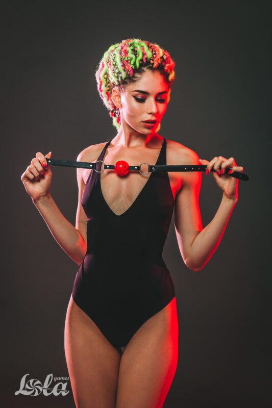 Gag Party Hard Love Addict Rood